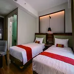 Sotis Hotel