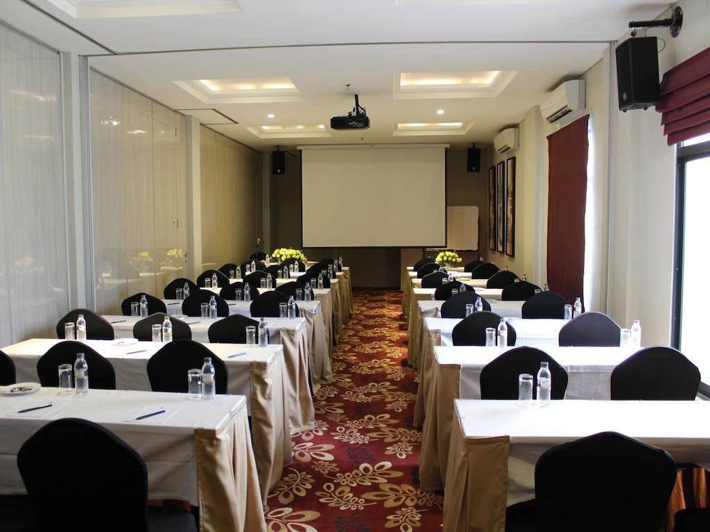 Sotis Hotel Jakarta