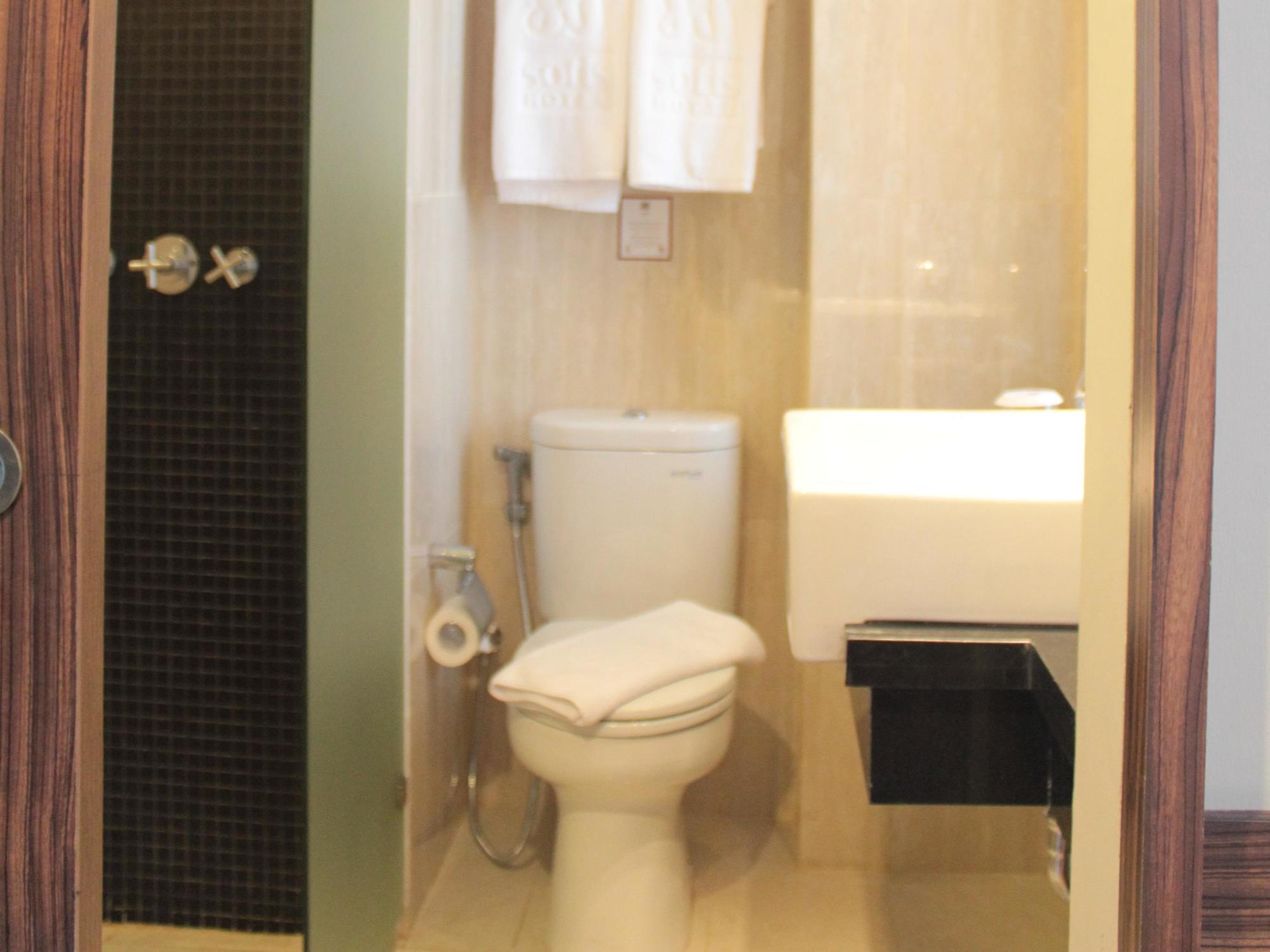 Hotel Sotis Jakarta
