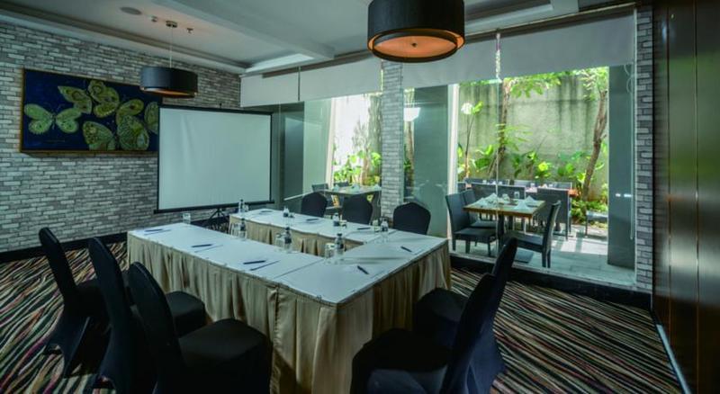 Hotel Sotis 3*